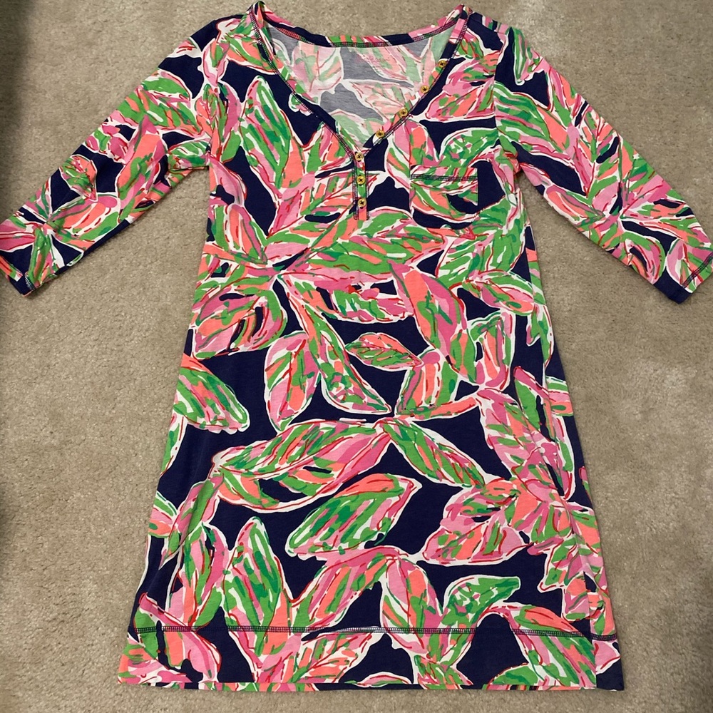 Lily Pulitzer beach/swim coverup. 3/4 sleeve large